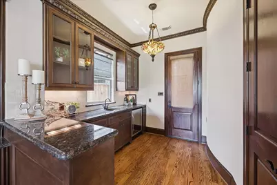 422 Faust Lane, Houston, TX 77024 - Photo 12