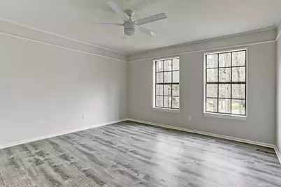 2 Eagle Rock Place, The Woodlands, TX 77381 - Photo 12