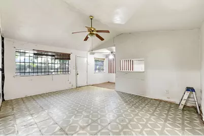 12806 Mill Valley Road, Houston, TX 77048 - Photo 6