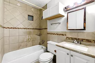 12806 Mill Valley Rd, Houston, TX 77048 - Photo 10