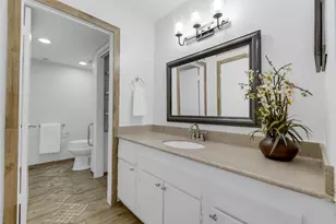 5005 Georgi Ln, Houston, TX 77092 - Photo 10