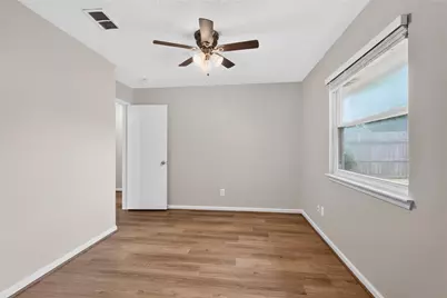 3802 Farlan Lane, Houston, TX 77014 - Photo 12