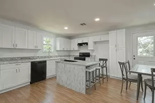 4702 Majestic St, Houston, TX 77026 - Photo 16