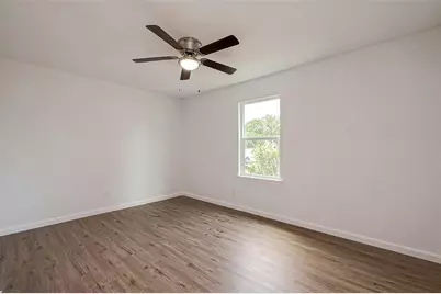 4702 Majestic Street, Houston, TX 77026 - Photo 2