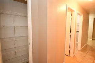 6618 Hawthorne Falls Ln, Houston, TX 77049 - Photo 22
