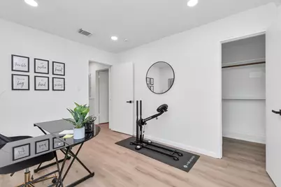 2718 Lazy Spring Drive, Houston, TX 77080 - Photo 24