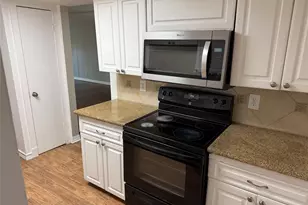 12633 Memorial Dr, Houston, TX 77024 - Photo 2