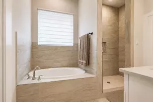 49 Wyndemere Dr, Montgomery, TX 77356 - Photo 16