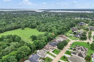 49 Wyndemere Dr, Montgomery, TX 77356 - Photo 32