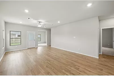 3506 Atlas Point Lane, Angleton, TX 77515 - Photo 10