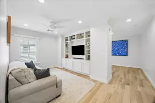 1741 Banks St, Houston, TX 77098 - Photo 12