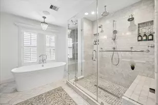 1741 Banks St, Houston, TX 77098 - Photo 22