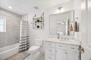 1741 Banks St, Houston, TX 77098 - Photo 16