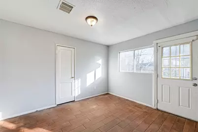 5322 Westover Street, Houston, TX 77033 - Photo 12