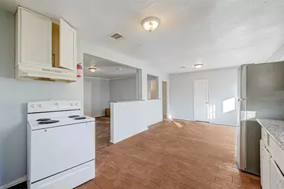 5322 Westover Street, Houston, TX 77033 - Photo 10