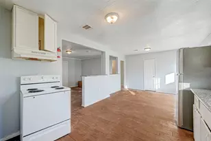 5322 Westover St, Houston, TX 77033 - Photo 10