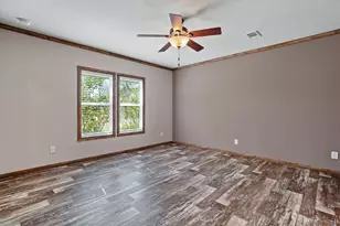 546 5th St, Dickinson, TX 77539 - Photo 18