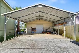 546 5th St, Dickinson, TX 77539 - Photo 28