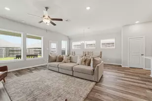 19036 Pinewood Grove Trl, New Caney, TX 77357 - Photo 8