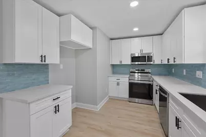 5531 Elm Tree Drive, Houston, TX 77048 - Photo 6