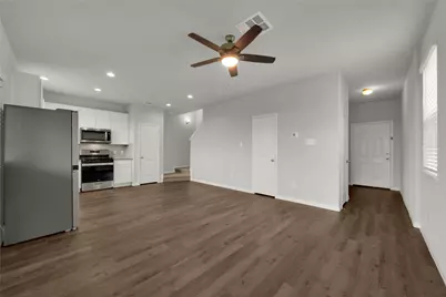 2542 Steelhead Drive, Conroe, TX 77384 - Photo 4
