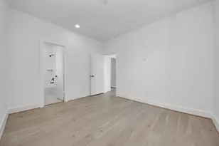 923 Fisher St, Houston, TX 77018 - Photo 32