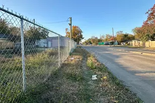 5739 Sweetbriar St, Houston, TX 77017 - Photo 8