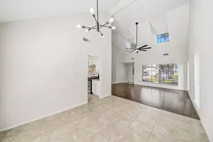 12346 Misty Laurel Dr, Houston, TX 77014 - Photo 18