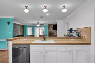 9 Slover Dr, Dayton, TX 77535 - Photo 12