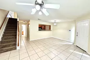 2919 La Estancia Ln, Houston, TX 77093 - Photo 2
