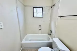 2919 La Estancia Ln, Houston, TX 77093 - Photo 14