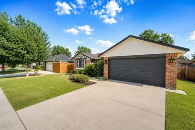 9438 Fuqua Street, Houston, TX 77075 - Photo 2