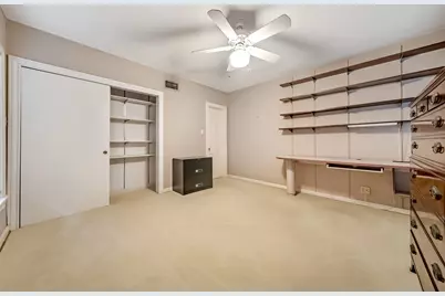 2350 N Braeswood Boulevard, Houston, TX 77030 - Photo 32