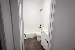 5838 Beldart St, Houston, TX 77033 - Photo 14