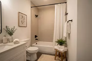 5838 Beldart St, Houston, TX 77033 - Photo 10