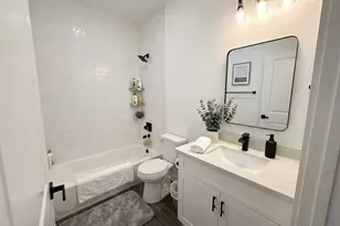 5838 Beldart St, Houston, TX 77033 - Photo 16