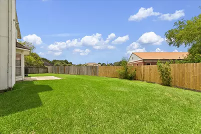 1105 Camelot Lane, Pearland, TX 77581 - Photo 30