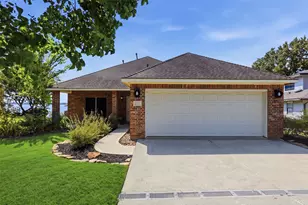 16457 Hunters Trail, Montgomery, TX 77356 - Photo 1