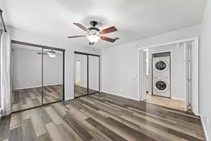 19 Hideaway Dr, Friendswood, TX 77546 - Photo 10