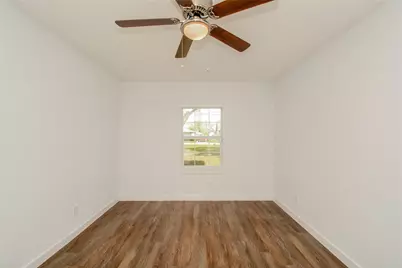 4708 Los Angeles Street, Houston, TX 77026 - Photo 16