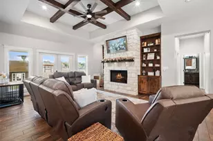1205 N Ave G, Shiner, TX 77984 - Photo 8