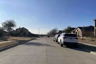 2314 Bonnywood Dr, Lancaster, TX 75134 - Photo 6