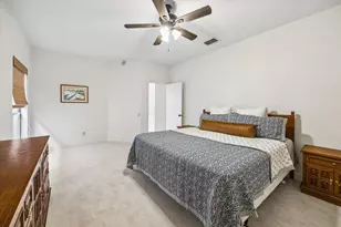 9612 Bayou Brook St, Houston, TX 77063 - Photo 16