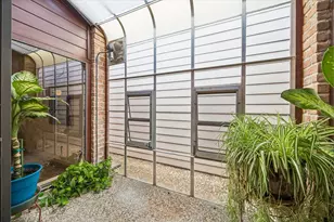 9612 Bayou Brook St, Houston, TX 77063 - Photo 28