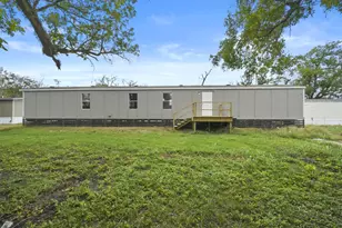 113 Country Oaks St, Brazoria, TX 77422 - Photo 4