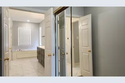 5818 Wilkins Lane, Sugar Land, TX 77479 - Photo 20