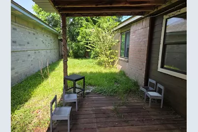 802 Hartman Drive, Baytown, TX 77521 - Photo 6