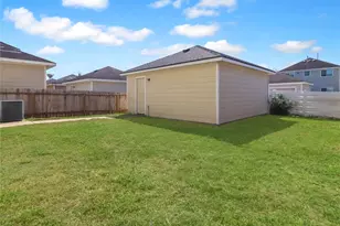 11821 Jelicoe Dr, Houston, TX 77047 - Photo 16