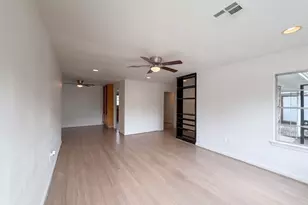 3026 Deal St, Houston, TX 77025 - Photo 12