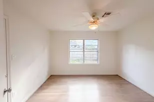 3026 Deal St, Houston, TX 77025 - Photo 14